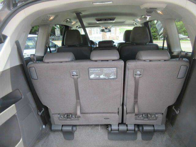 2015 Honda Odyssey Touring 4dr Mini-Van